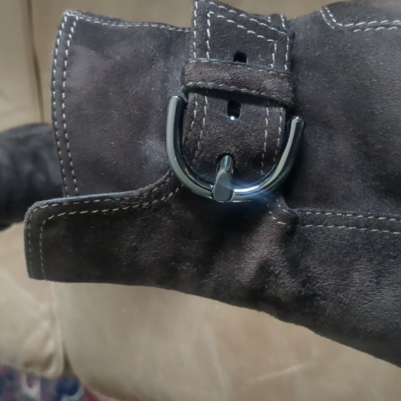 Tod's brown suede boots - Picture 9 of 9